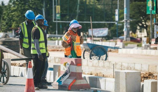 Karacabey’de İş Güvenliği Hizmetleri İşletmeleri Nasıl Korur?